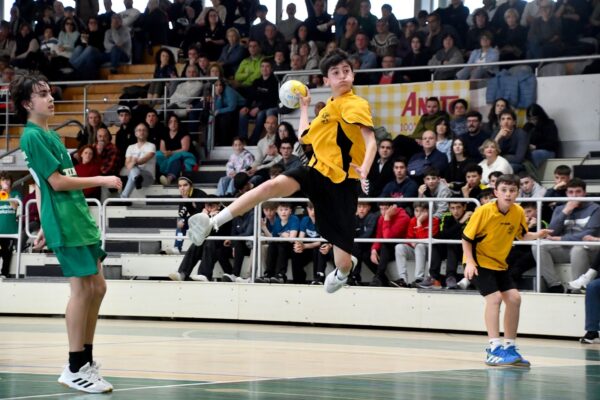Hondarribia, epicentro de una importante cita del balonmano infantil